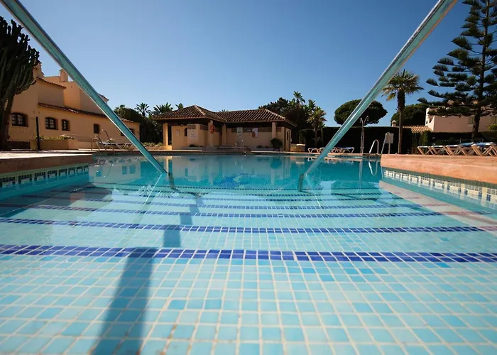 Apartamentos El Toro